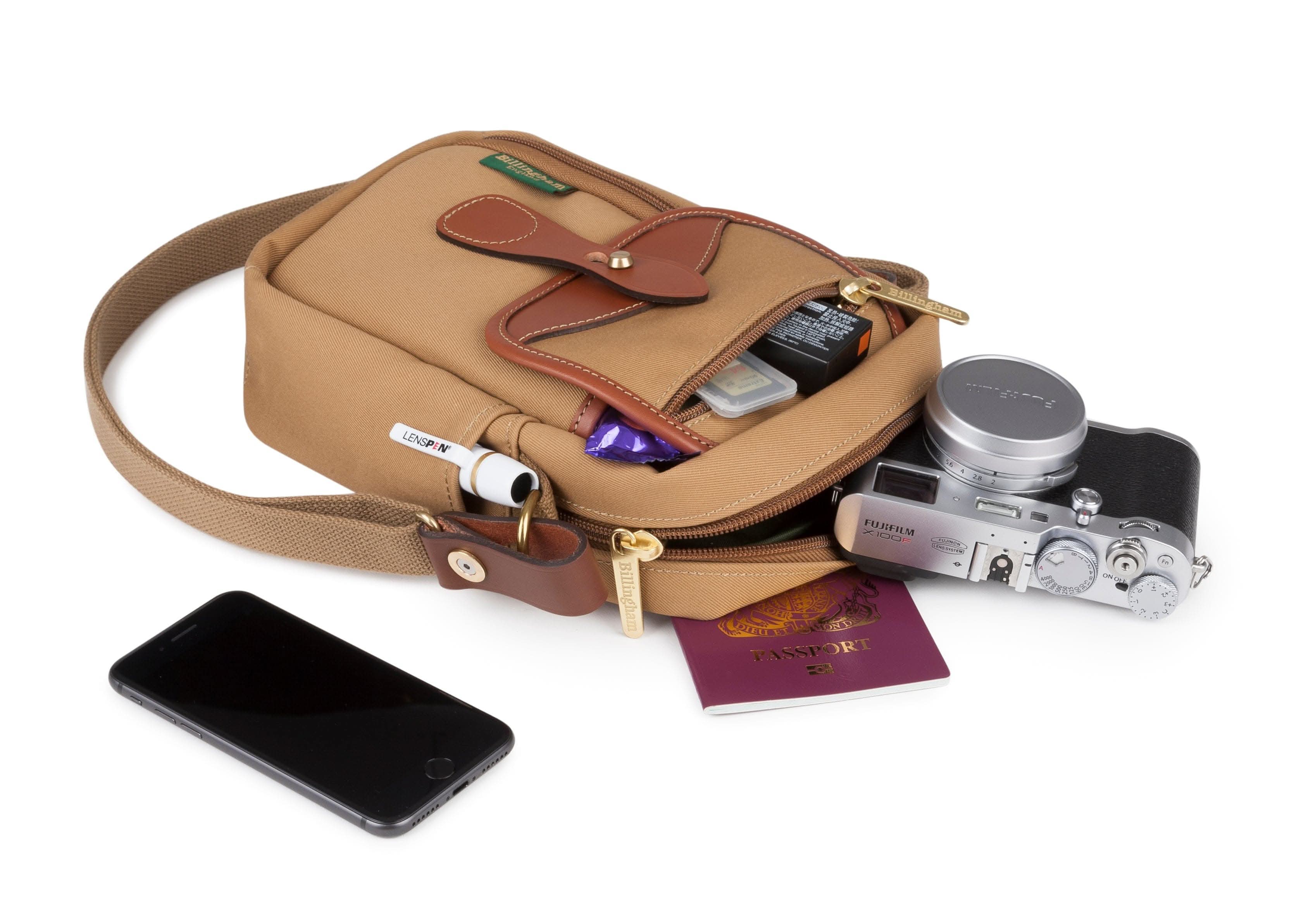 Airline Stowaway - Image 12